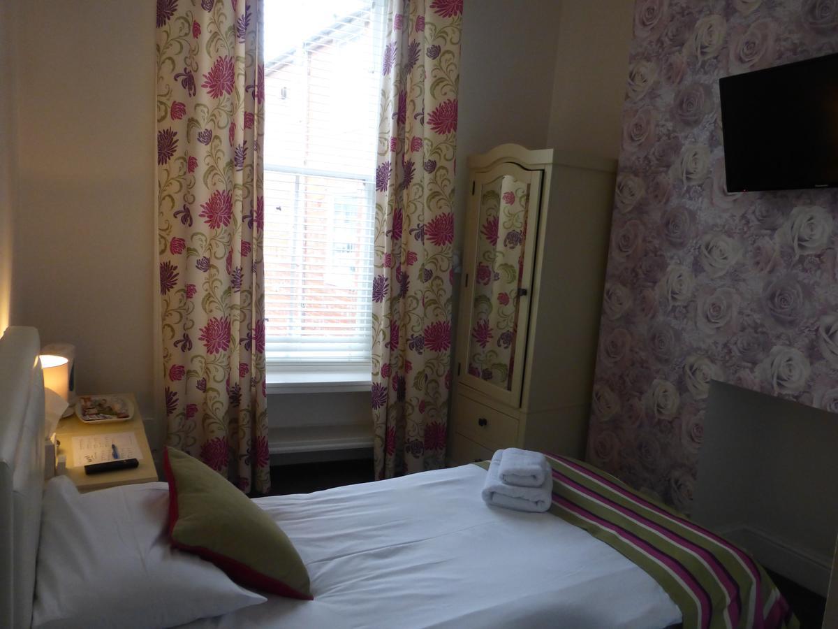 Harry'S Hotel & Restaurant Aberystwyth Exterior foto